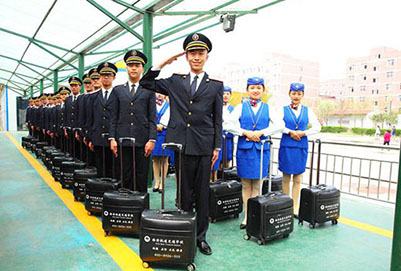 贵阳铁路学校师资团队保驾