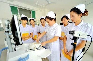 重庆市渝西卫生学校招生办电话是多少?