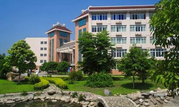 成都中医药大学附属医院针灸学校高新校区