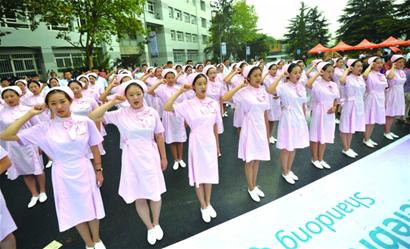 女生学护理学专业有哪些优劣势