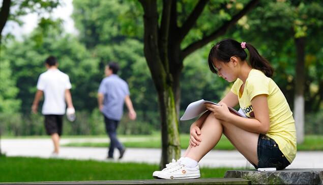 成都中医药大学校园环境