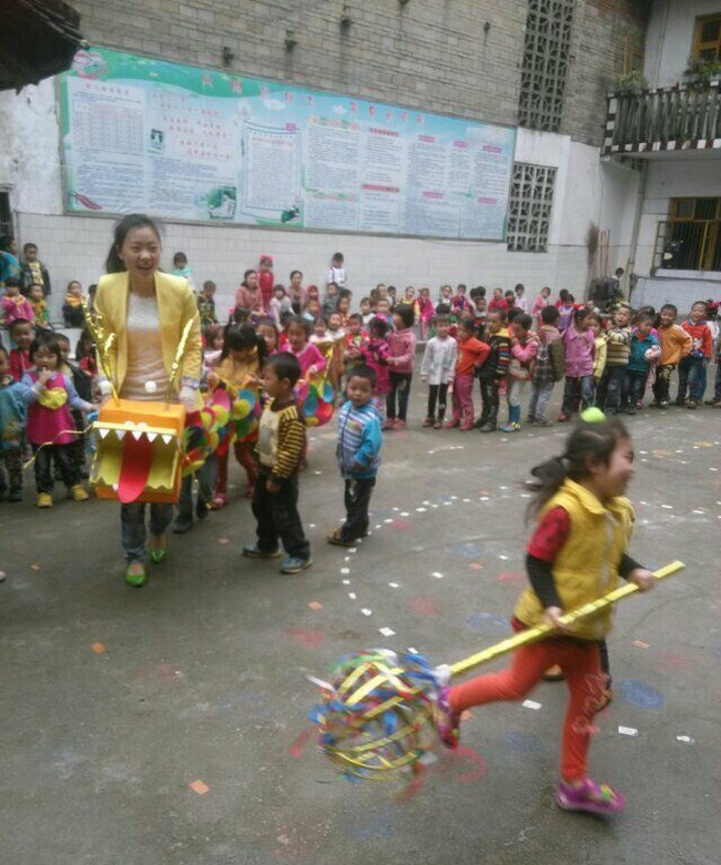 泸县建筑职业中专学校(泸县建校)在幼儿园任教