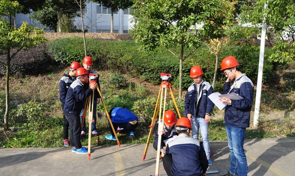 四川汽车职业技术学院工程测量实训1