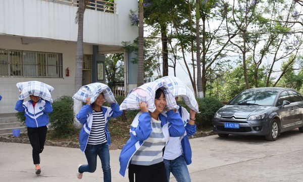 宜良县职业高级中学紧急疏散