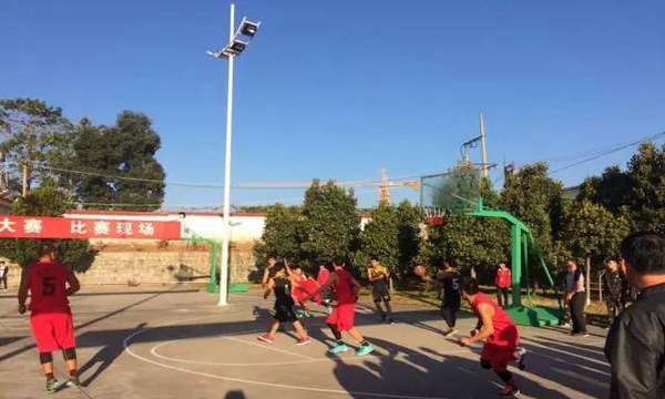 瑞丽市职业中学篮球赛