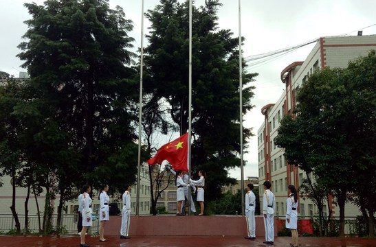 文山农业学校升国旗