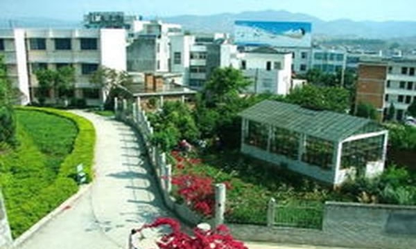 广南县民族职业高级中学校景