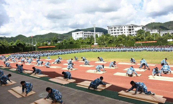 普洱技工学校内务训练