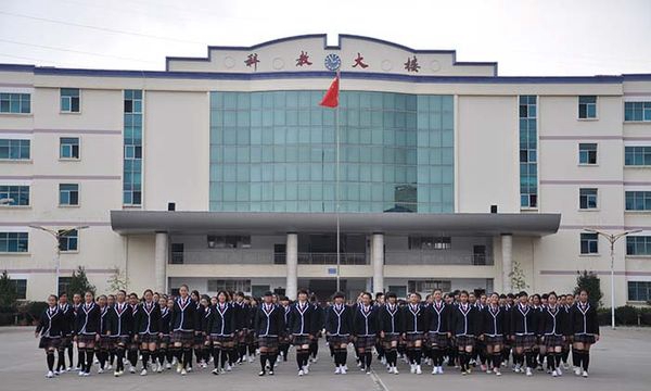 云南省曲靖幼儿师范学校学生风采