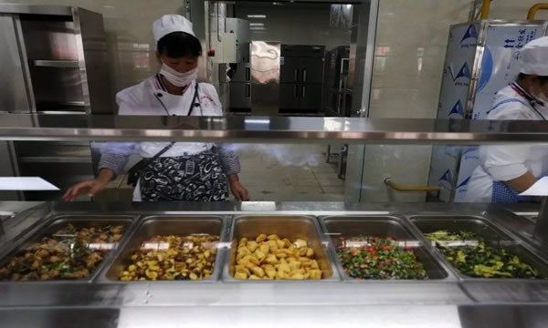 红河州财经学校食堂