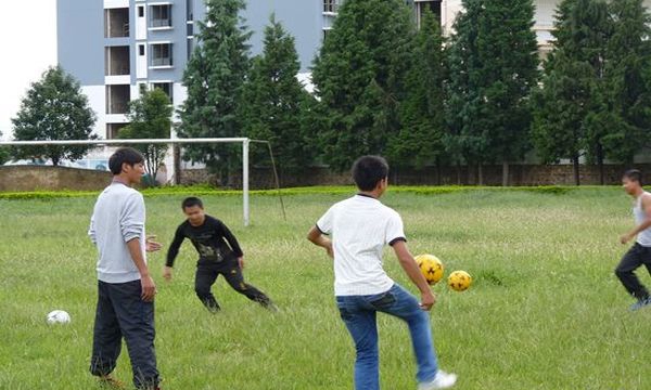 禄丰县职业高级中学课余生活